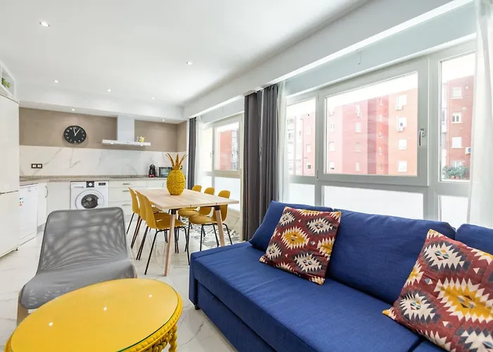 Lujan Deluxe Suites By Valcambre