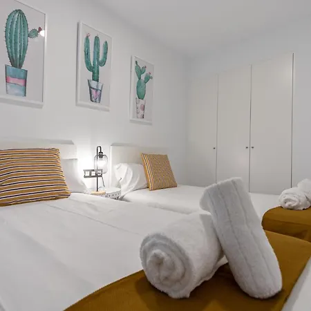 Lujan Deluxe Suites By Valcambre Seville Exterior photo